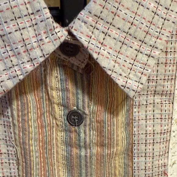 POL Cream and Brown Embroidered Button Down Shirt - Picture 6 of 12